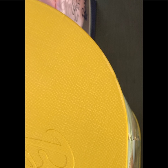 Celebration Barbie Special 2000 Edition - Picture 4 of 16